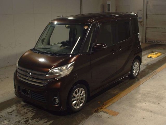 3787 Nissan Dayz roox B21A 2014 г. (TAA Kyushu)